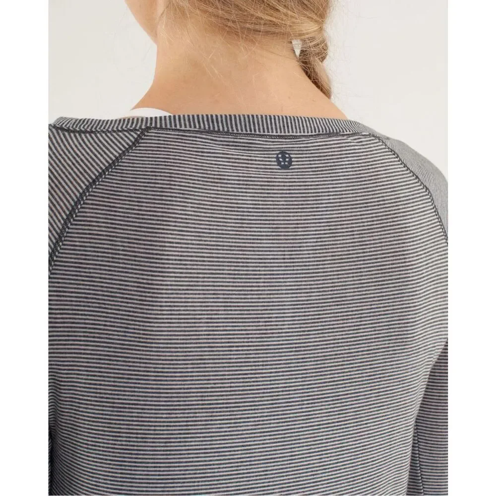 ✨Lululemon Presence Of Mind Long Sleeve Sz Medium Top✨